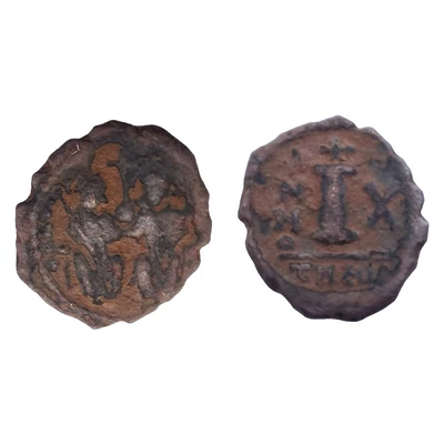 II. Justinus és Sophia bizánci bronz érme Kr.u. 575 AE negyed Follis (dekanummion) SB 361