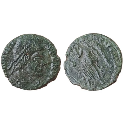 Valens (Kr. u. 364–378) – AE3 római bronzérme „SECVRITAS REPVBLICAE” 