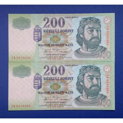 2007 200 forint UNC sorszámkövető bankjegy pár 1 szám ugrással Numizmatika-bankjegyek